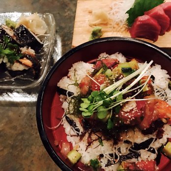 Village Sushi - Poke Bowl, tuna sashimi and Eel Roll - Japanese Near Me - Seattle, Washington