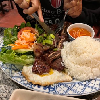 Tamarind Tree Restaurant - Short rib broken rice - Vietnamese Near Me - Seattle, Washington Tamarind Tree Restaurant - Short rib broken rice - Vietnamese Near Me - Seattle, Washington