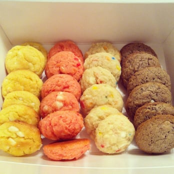 Super Chunk - Sampler Box - Desserts Near Me