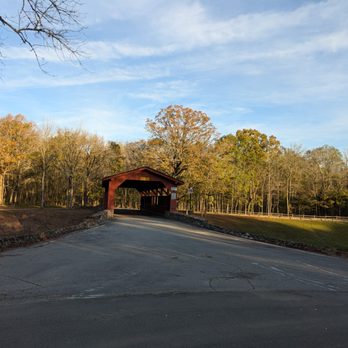 Burns Park - Burns Park, North Little Rock - Parks Near Me - North Little Rock, Arkansas Burns Park - Burns Park, North Little Rock - Parks Near Me - North Little Rock, Arkansas