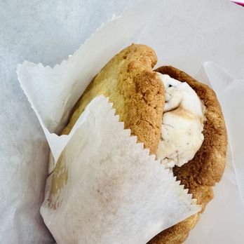 Sloan's - Clematis St. - Ice Cream & Frozen Yogurt Near Me - West Palm Beach, Florida