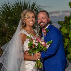 Totally Tropical Weddings - The flowers added so much to all the pictures!