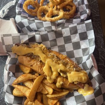 Fuddruckers - Big Chili Cheese Dog - Burgers Near Me - Corpus Christi, Texas