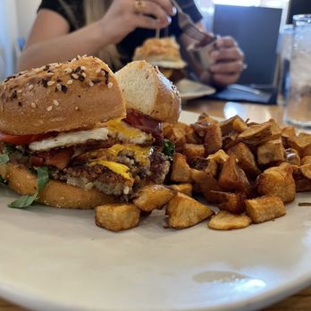 HighGrain Brewing Co - Goetta burger and home fries - New American Near Me - Cincinnati, Ohio HighGrain Brewing Co - Goetta burger and home fries - New American Near Me - Cincinnati, Ohio