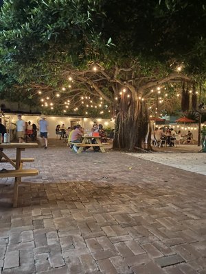 Sunny’s Steakhouse by null