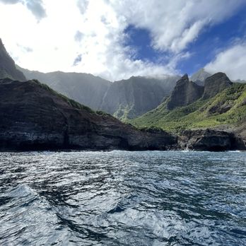 Na Pali Experience - Boating Near Me - Kekaha, Hawaii Na Pali Experience - Boating Near Me - Kekaha, Hawaii