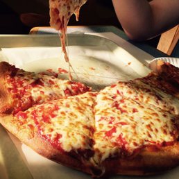 Plenty of gooey cheese! Plenty of gooey cheese!