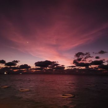 Marriott Grand Cayman - Resorts Near Me - Salinas, California