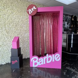 Zoet Beauty Supply - Love this photo opportunities