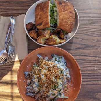 Sorbu Paninoteca - Eggplant paneer sandwich with roasted potatoes and squid ink pasta - Food Trucks Near Me - Portland, Oregon Sorbu Paninoteca - Eggplant paneer sandwich with roasted potatoes and squid ink pasta - Food Trucks Near Me - Portland, Oregon
