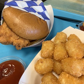 Farmer's Table - Fried fresh chicken sandwich and tots - Burgers Near Me - Smithfield, Virginia Farmer's Table - Fried fresh chicken sandwich and tots - Burgers Near Me - Smithfield, Virginia