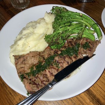 Cowan's Public - Skirt steak, only complaint would be it was pre sliced  but it was perfectly cooked - Cocktail Bars Near Me - Nutley, New Jersey