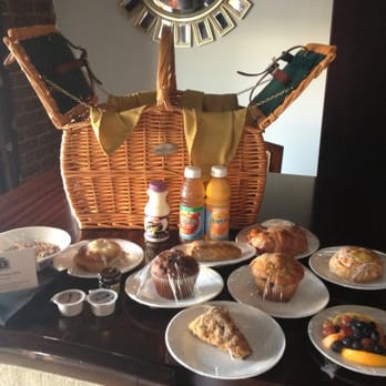 The Restoration - Breakfast delivered in a picnic basket every morning - Hotels Near Me - Charleston, South Carolina