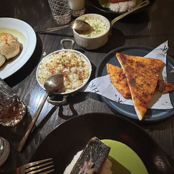 Gordon Ramsay Hell's Kitchen - Mac n Cheese, Harissa Flatbread, Potato a Gratin, Crispy Salmon - New American Near Me - Miami, Florida Gordon Ramsay Hell's Kitchen - Mac n Cheese, Harissa Flatbread, Potato a Gratin, Crispy Salmon - New American Near Me - Miami, Florida