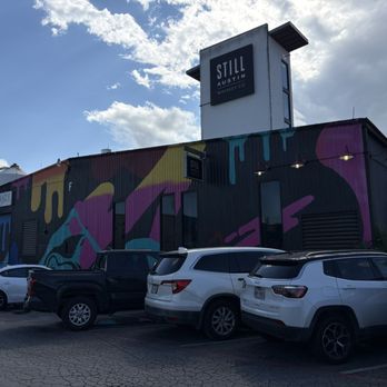 St Elmo Brewing Company - Exterior - Breweries Near Me - Austin, Texas St Elmo Brewing Company - Exterior - Breweries Near Me - Austin, Texas