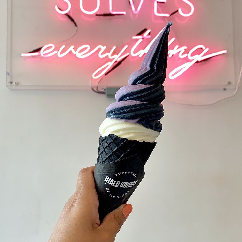 iHalo Krunch - Seriously best ice cream! - Ice Cream & Frozen Yogurt Near Me - Toronto, Ontario iHalo Krunch - Seriously best ice cream! - Ice Cream & Frozen Yogurt Near Me - Toronto, Ontario