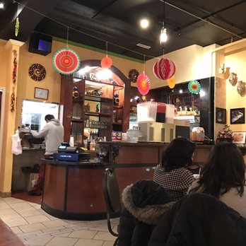 Los Tarritos - Latin American Near Me - Berwyn, Illinois