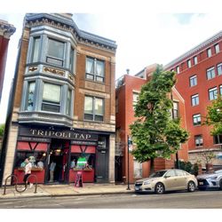 Tripoli Tap @ 1147 W Armitage Ave, Chicago, IL Pub Sports Bar Beer Garden Burgers Wings Pizza Sandwiches Salads etc. Cool.