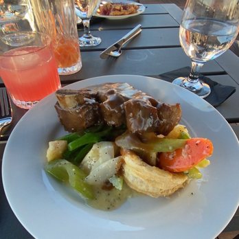 The Darling Hotel - Braised beef short ribs ..... melt in your mouth - Hotels Near Me - Visalia, California The Darling Hotel - Braised beef short ribs ..... melt in your mouth - Hotels Near Me - Visalia, California