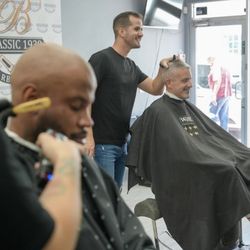 Classic 1939 Barbershop - Barba