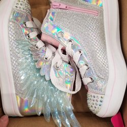 SKECHERS Warehouse Outlet - Look at these sparkly little girl shoes. Such fun!