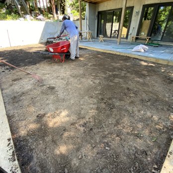 D a R Landscaping - Scattering topsoil - Lawn Services Near Me D a R Landscaping - Scattering topsoil - Lawn Services Near Me
