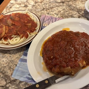 Naples Spaghetti House - Veal parmigiana and spaghetti - Italian Near Me - Steubenville, Ohio Naples Spaghetti House - Veal parmigiana and spaghetti - Italian Near Me - Steubenville, Ohio