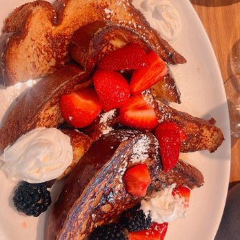 ARLO - Vanilla Brioche French Toast - New American Near Me - San Diego, California ARLO - Vanilla Brioche French Toast - New American Near Me - San Diego, California