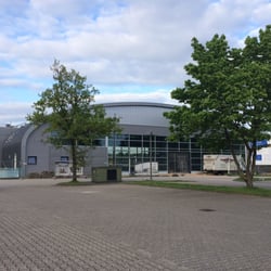 Hugo Junkers Hangar - Sieht von außen schon mal ganz gut aus .... offizielle Eröffnung nach wie vor am 21.06.15