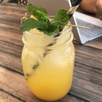 Cody's La Jolla - Breakfast & Brunch Near Me - La Jolla, California Cody's La Jolla - Breakfast & Brunch Near Me - La Jolla, California