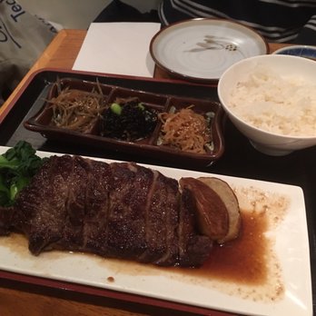 Marumi - Sushi Bars Near Me - New York, New York