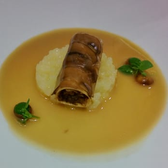 Tian - Mushroom cannelloni in another reduction - Vegetarian Near Me - Vienna, 9