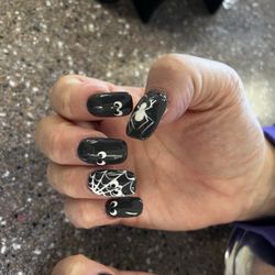 Nail Studio - Halloween Nail Design ...