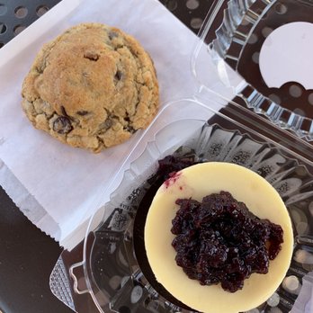 Paderia Bakehouse - Blueberry lemon cheesecake, walnut chocolate chip cookie - Bakeries Near Me - Irvine, California Paderia Bakehouse - Blueberry lemon cheesecake, walnut chocolate chip cookie - Bakeries Near Me - Irvine, California