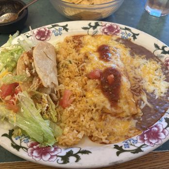 El Sol De Mexico 2 - 2. Two Tacos, 1 Enchilada with rice and beans - Mexican Near Me - Portland, Oregon