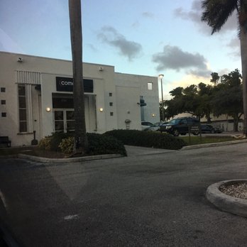 Comcast Service Center - Internet Service Providers Near Me - Hialeah, Florida Comcast Service Center - Internet Service Providers Near Me - Hialeah, Florida