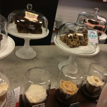 Baked & Wired - Brownies & cupcakes nicely presented - Bakeries Near Me - Washington, DC, District of Columbia