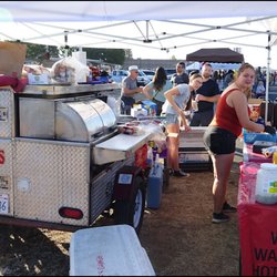 Dave's Dawgs - The staff and the fellow diners were super friendly! Lincoln Airport Open House is an amazing event!