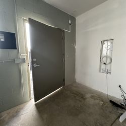Frank's Lock & Key - Digital access control system with electrified commercial leverset
