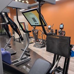 The Exercise Coach Camelback East Village AZ - Exerbotics- Leg Press machine
