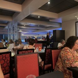 Jade Palace - Dining Area