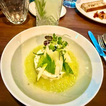Les Ombres - Crab meat with lobster bisque mayonnaise, apple and celery jus - French Near Me - Paris, 75