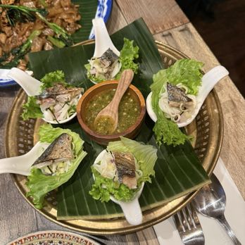 Boran - Meang Pla Tod - Thai Near Me - Brooklyn, New York