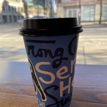 Colectivo Coffee Evanston - Brewed Coffee - Coffee & Tea Near Me - Evanston, Illinois