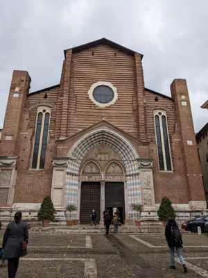 Basilica di Sant' Anastasia by null