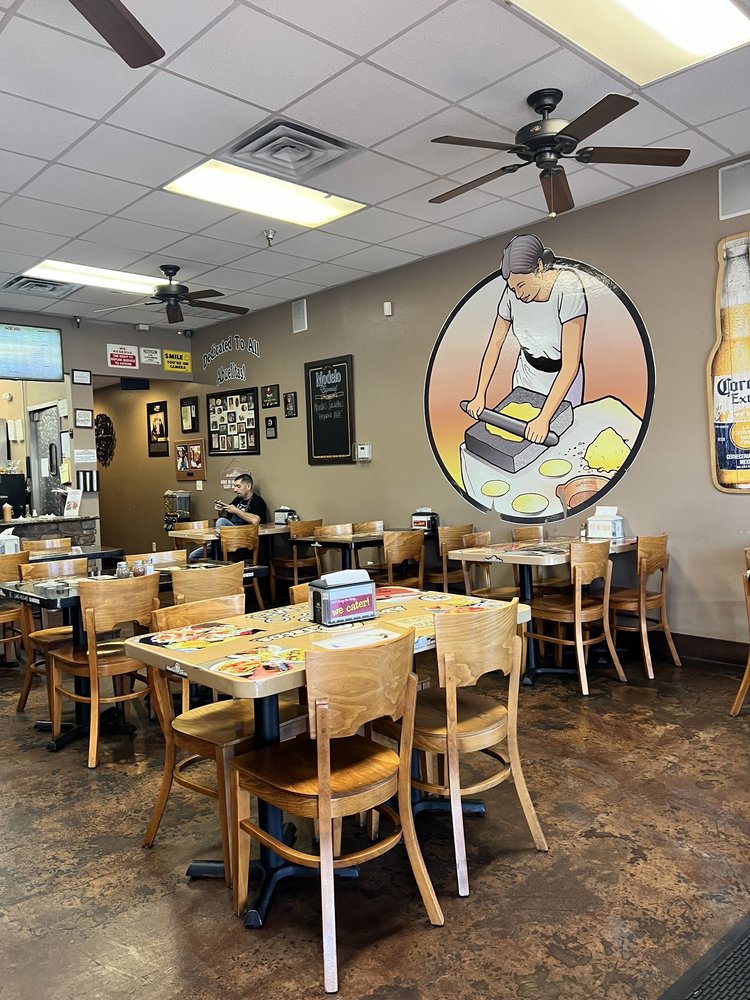 Abuela’s Tacos - Photo 2