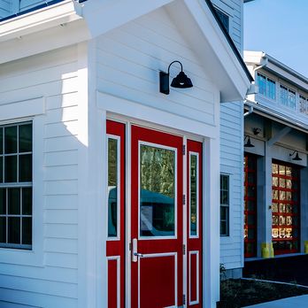 Aquinas Painting Contractors - Painters Near Me - Suffern, New York Aquinas Painting Contractors - Painters Near Me - Suffern, New York