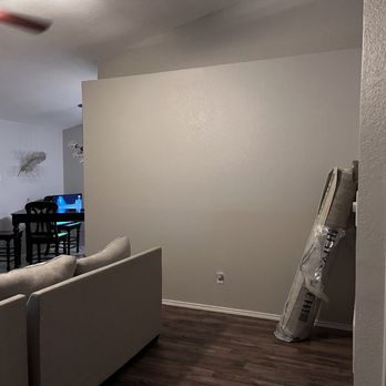 JCL Builder - Living room - General Contractors Near Me
