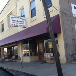 Brownsville Family Restaurant and Catering - Cooking & Cateting too!