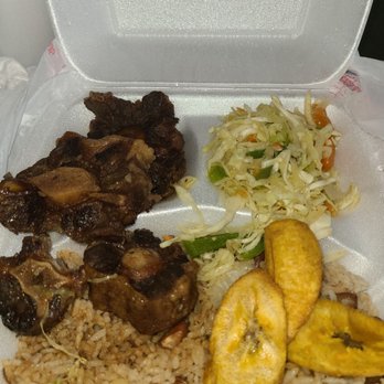 Avas Caribbean Restaurant - Oxtails....I guess they no longer put the gravy on oxtails? - Caribbean Near Me - Killeen, Texas